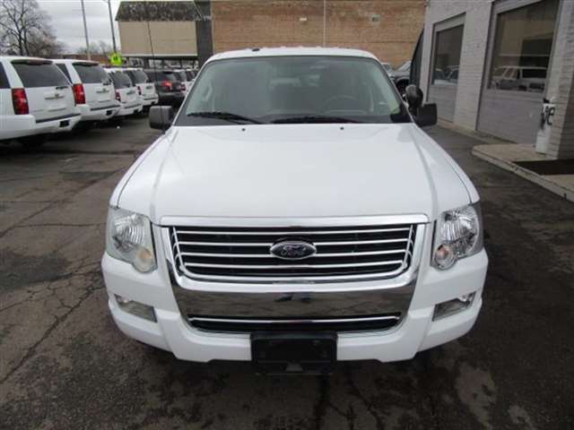 2010 Ford Explorer 4x4 XLT 4dr SUV